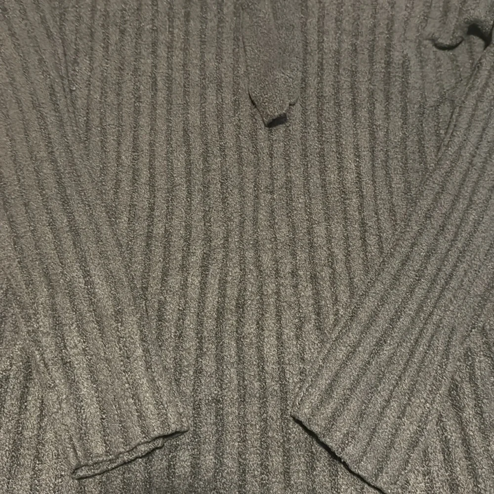 Barefoot Dreams Hoodie - Picture 2 of 3